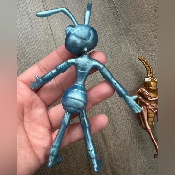 ✨5/$20✨ Vintage 90s Y2K Disney Pixar Bugs Life Flik & Hopper Figurines - Picture 6 of 7